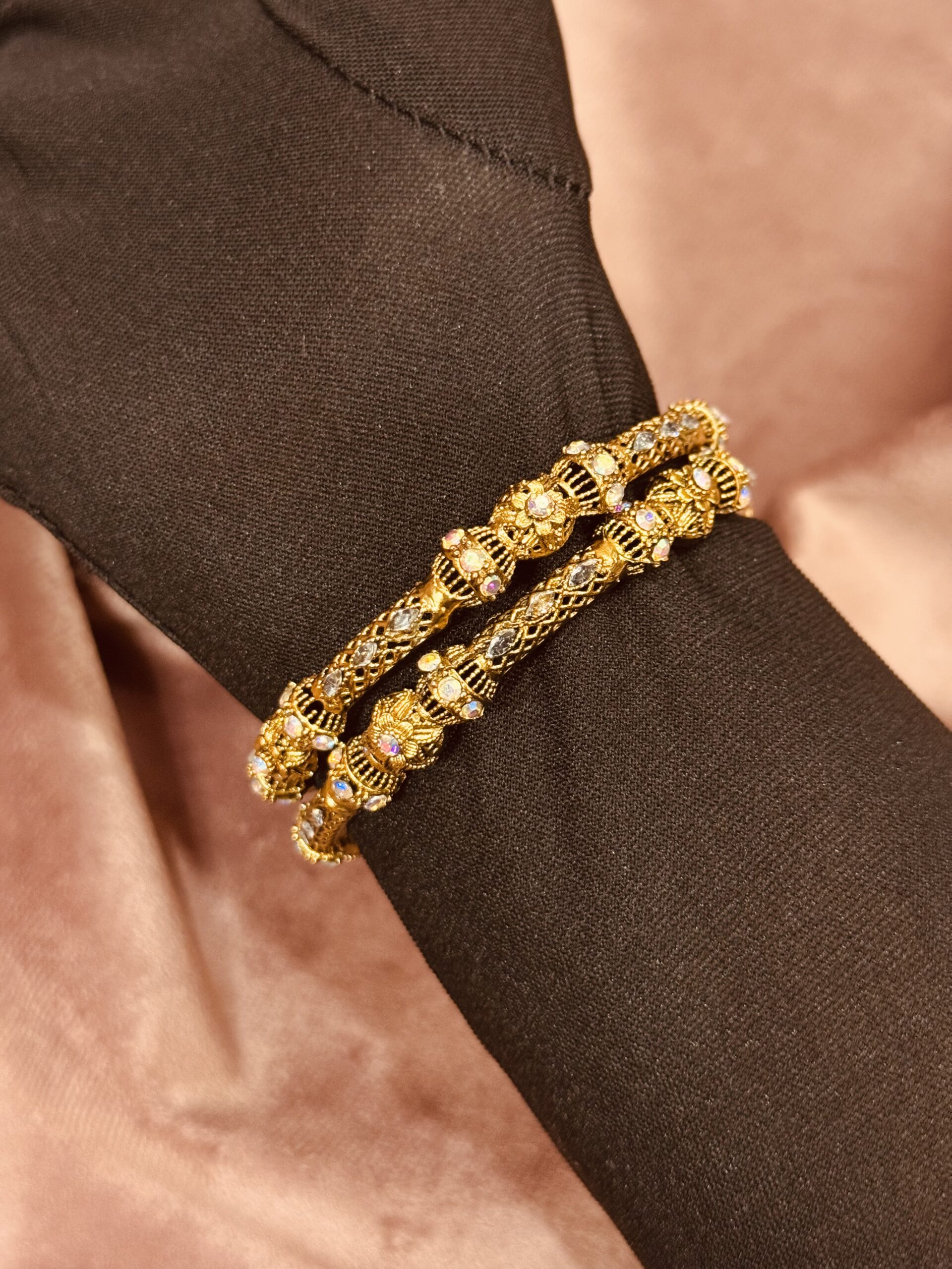 antique gold stone bangles