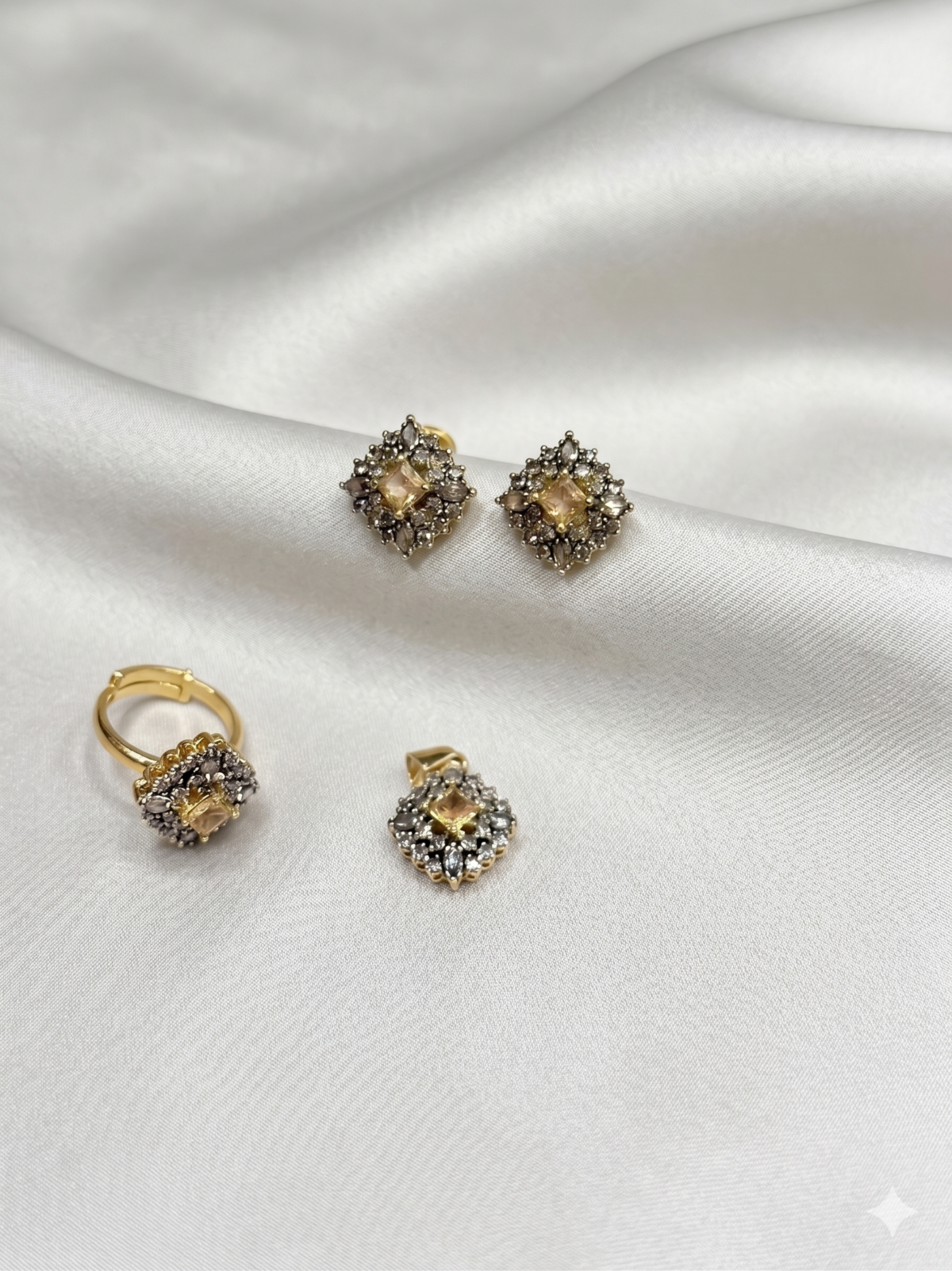 Gold Plated Pendant Set - Amber