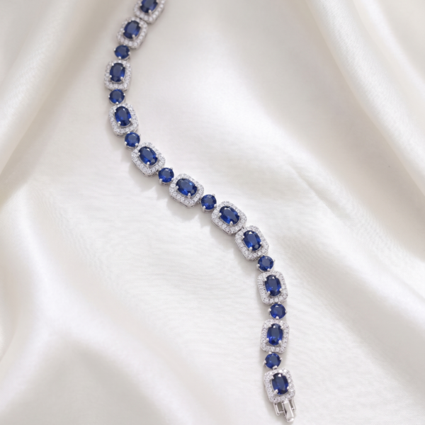 Bracelet - Sapphire Oval Crystal