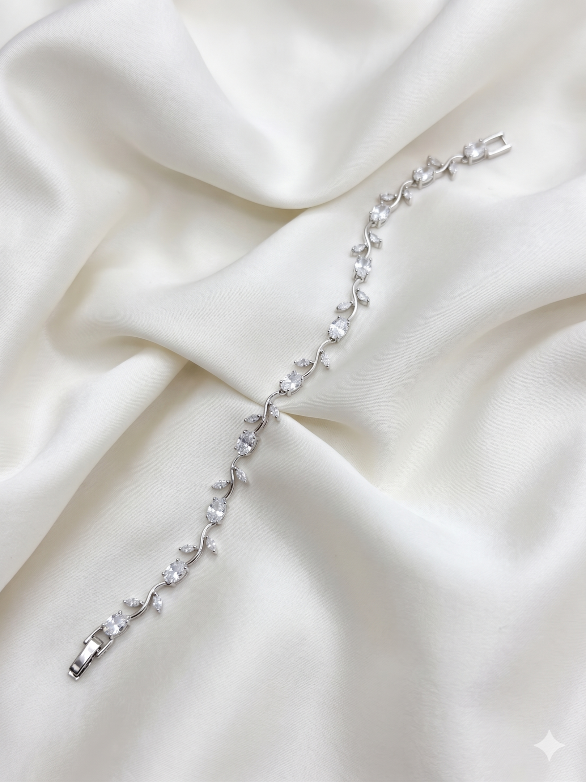 Bracelet - Silver Crystal Tulip