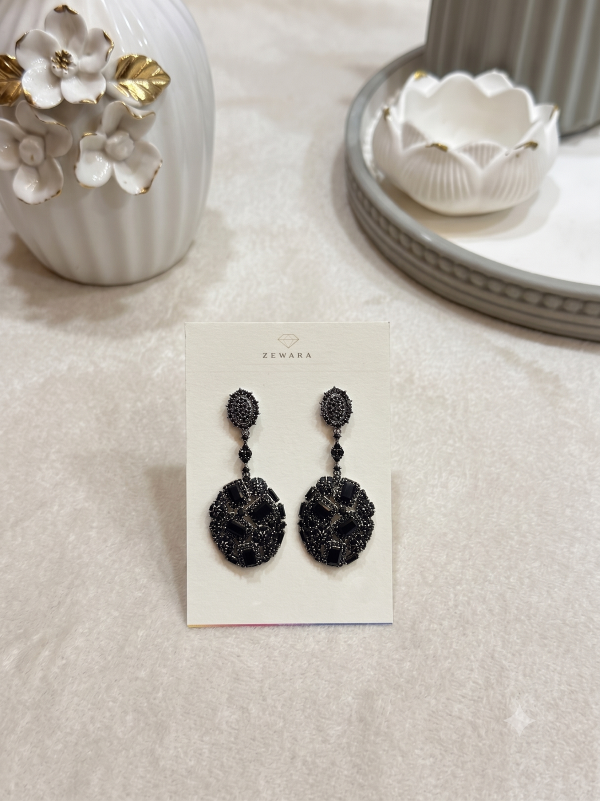 Fancy Drop Earrings - Black Cover
